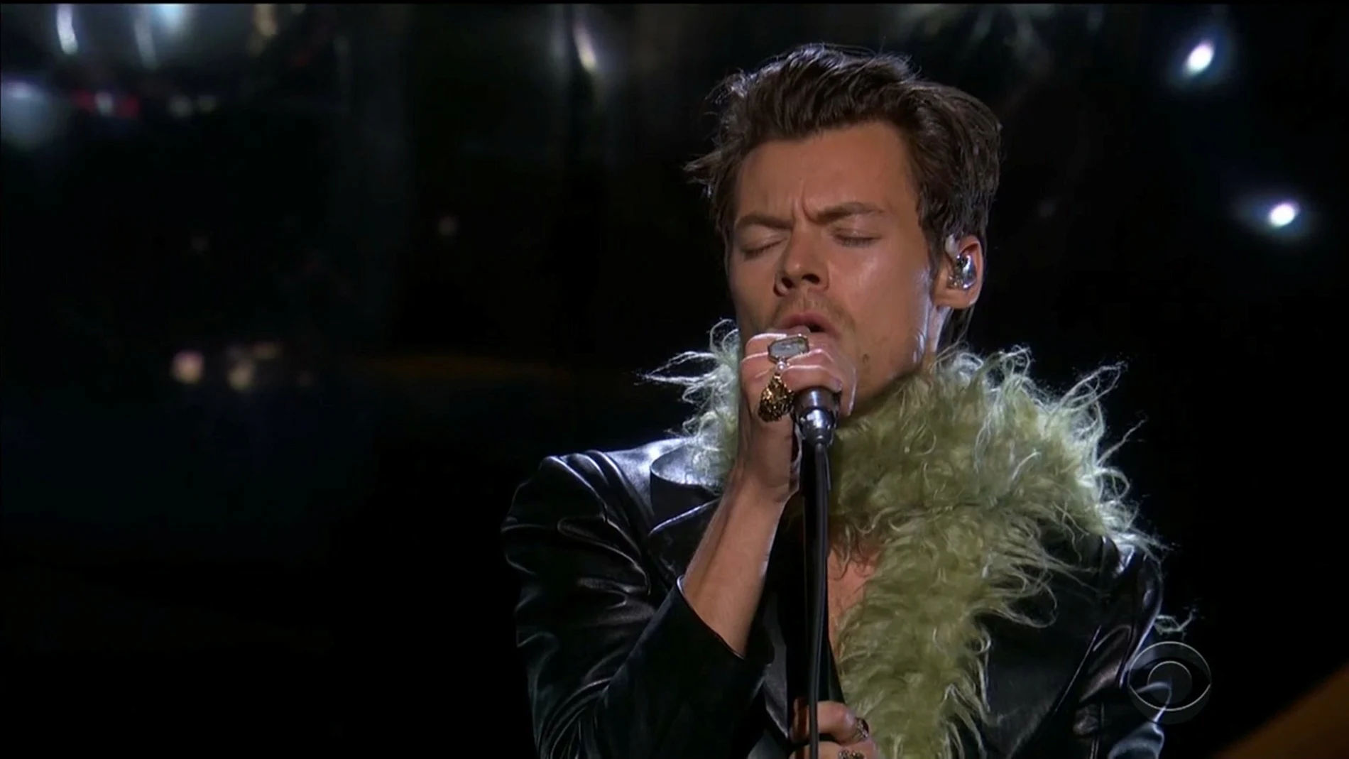 Harry Styles, actuando en la gala de los Grammy en 2021