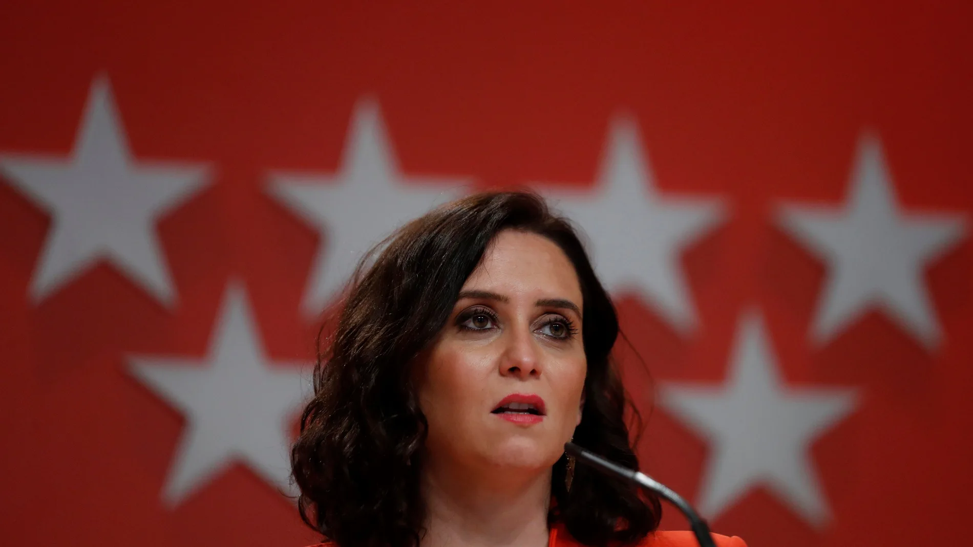 La presidenta de la Comunidad de Madrid, Isabel Díaz Ayuso, ayer, en una rueda de prensa en la sede del Gobierno regional