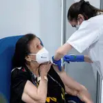 Vacunación de los mutualistas de MUFACE, ISFAS y MUGEJU en el Hospital Isabel Zendal, en Madrid