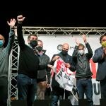 Seis de los presos del procés, Jordi Turull, Jordi Sànchez, Joaquim Forn, Raül Romeva, Jordi Cuixart y Oriol Junqueras en un acto que organizó en su día Omnium.