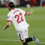 Mudo Vázquez tras marcar con el Sevilla.