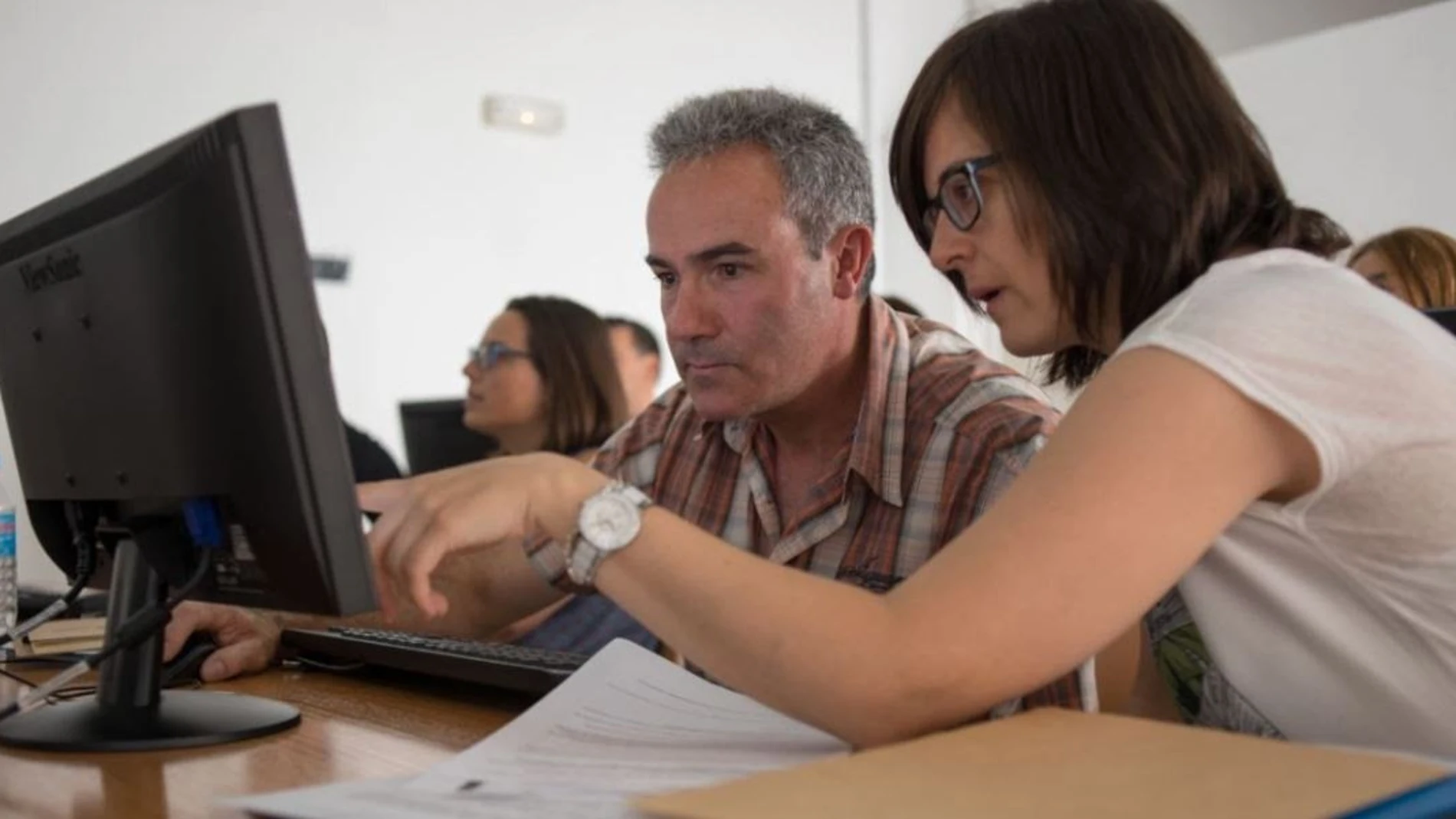 El salario, la falta de expectativas profesionales y el estilo de liderazgo de la organización se sitúan como los principales motivos de los trabajadores para cambiar de empresa