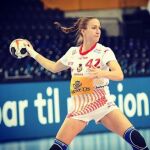 Ivet Musons, lateral de las Guerreras, que este fin de semana buscan en Llíria la clasificación para los Juegos de Tokio / Foto: Instagram