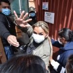 Un tribunal admitió ayer una audiencia para la puesta en libertad de Jeanine Áñez