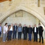 la presidenta de la Diputación de Palencia, Ángeles Armisén, visita acompañada de miembros de la Diócesis palentina las obras de este proyecto efectuadas en el templo parroquial de Santa Eulalia de Paredes de Nava, una de las sedes del museo