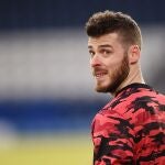 Soccer Football - FA Cup Quarter Final - Leicester City v Manchester United - King Power Stadium, Leicester, Britain - March 21, 2021 Manchester United's David de Gea during the warm up before the match REUTERS/Oli Scarff