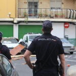 La Policía Nacional detiene a tres menores de edad por hostigar y agredir sexualmente a otro en un centro educativo