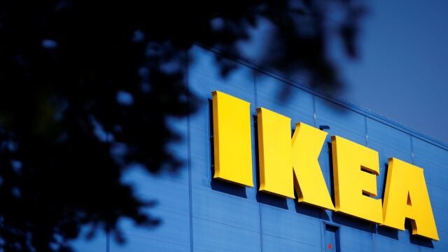 Fachada de una tienda Ikea
