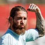 Sergio Ramos es duda para el encuentro contra Grecia.