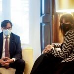 La presidenta del Parlament, Laura Borràs, se ha reunido este miércoles con el candidato del PSC a la presidencia de la Generalitat, Salvador Illa, en el marco de su ronda de consultas