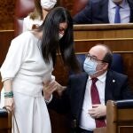 El ministro de Política Territorial y Función Pública, Miquel Iceta y la diputada de Vox Macarena Olona en el Congreso