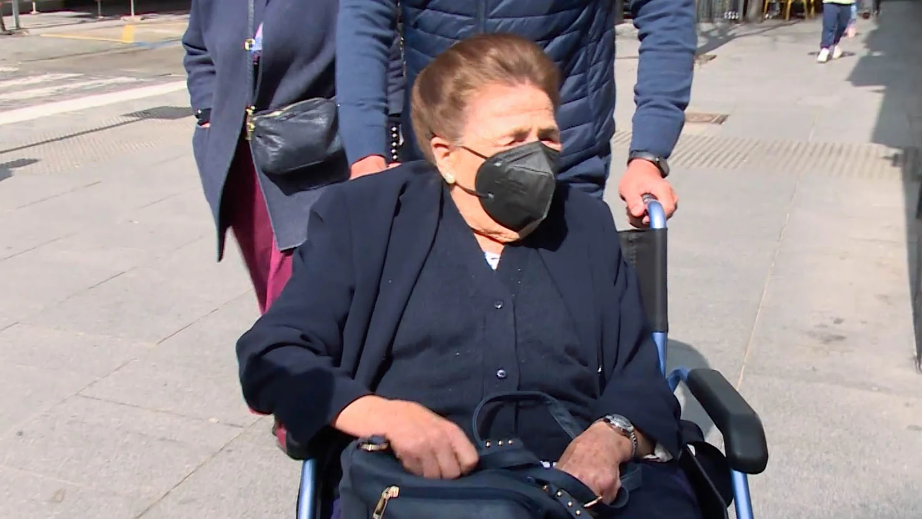 Infanta Margarita, aunque tiene movilidad reducida, es una mujer muy activa.