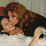 Rocío Carrasco y Rocío Jurado tras el nacimiento de David