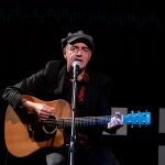 Antonio Arias presenta "Hola, Tierra", un proyecto que convierte en canciones la poesía de un astronauta de la NASA