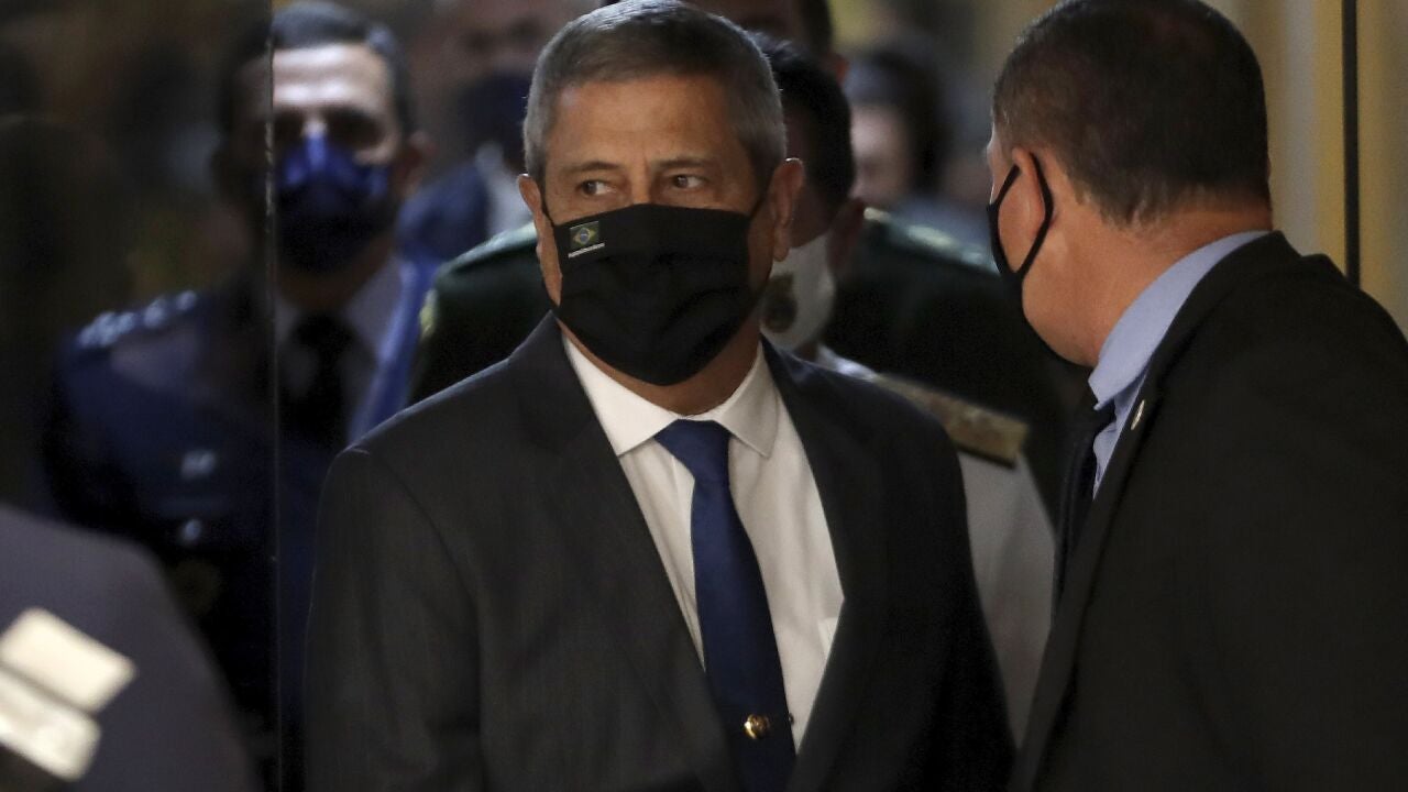 El nuevo ministro de Defensa de Brasil pide “comprender y celebrar” el ...