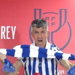 Imanol Alguacil, técnico de la Real Sociedad, la lío en la sala de prensa y después en su pueblo tras vencer al Athletic Club la final de Copa