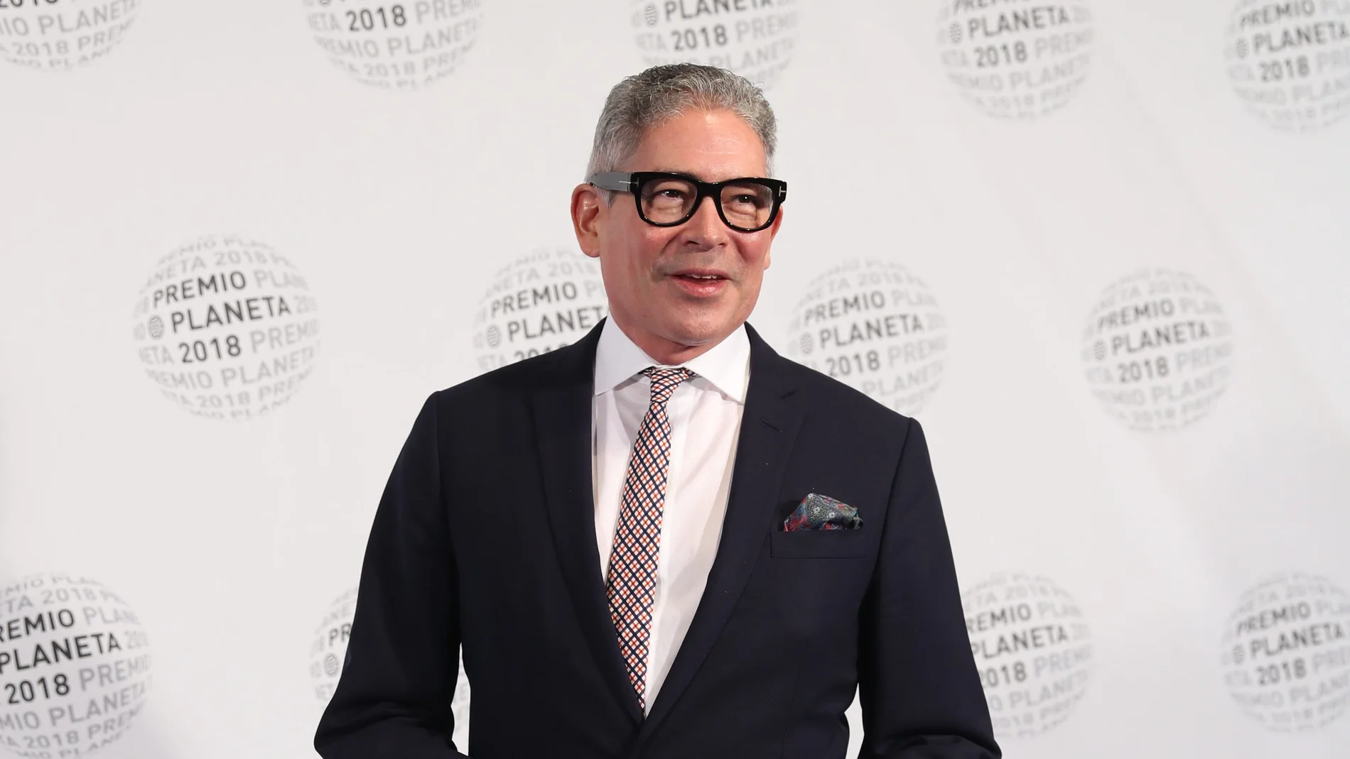 BORIS IZAGUIRRE EN PREMIO PLANETA