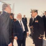 El Rey Don Juan Carlos, Hussein de Jordania, padre de Abdalá, y Juan Chicharro, durante una visita oficial del monarca hachemita