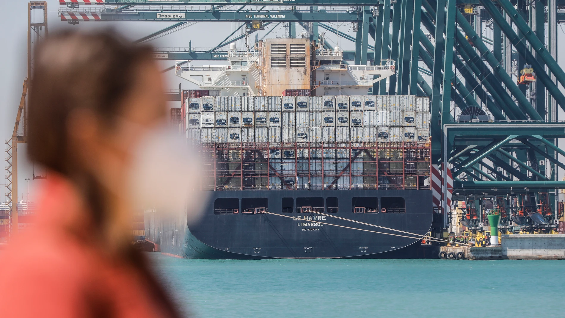 Al parecer, los contagiados no han mantenido contactos estrechos con nadie del exterior del barco