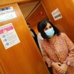 La ministra de Sanidad, Carolina Darias, ha pedido este sábado "máxima confianza" en las vacunas y en el criterio de los especialistas, pese a los cambios de planificación en la estrategia nacional