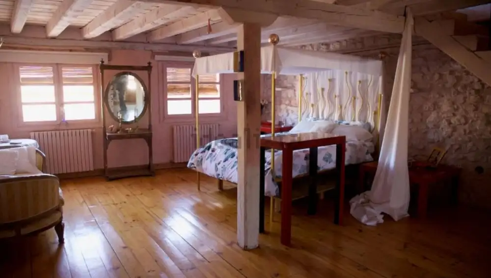 La Casa Azul, el refugio segoviano de Lucía Bosé