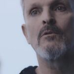 Miguel Bosé durante su entrevista con Jordi Évole