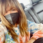 Nuria Roca con sudadera de Desigual.