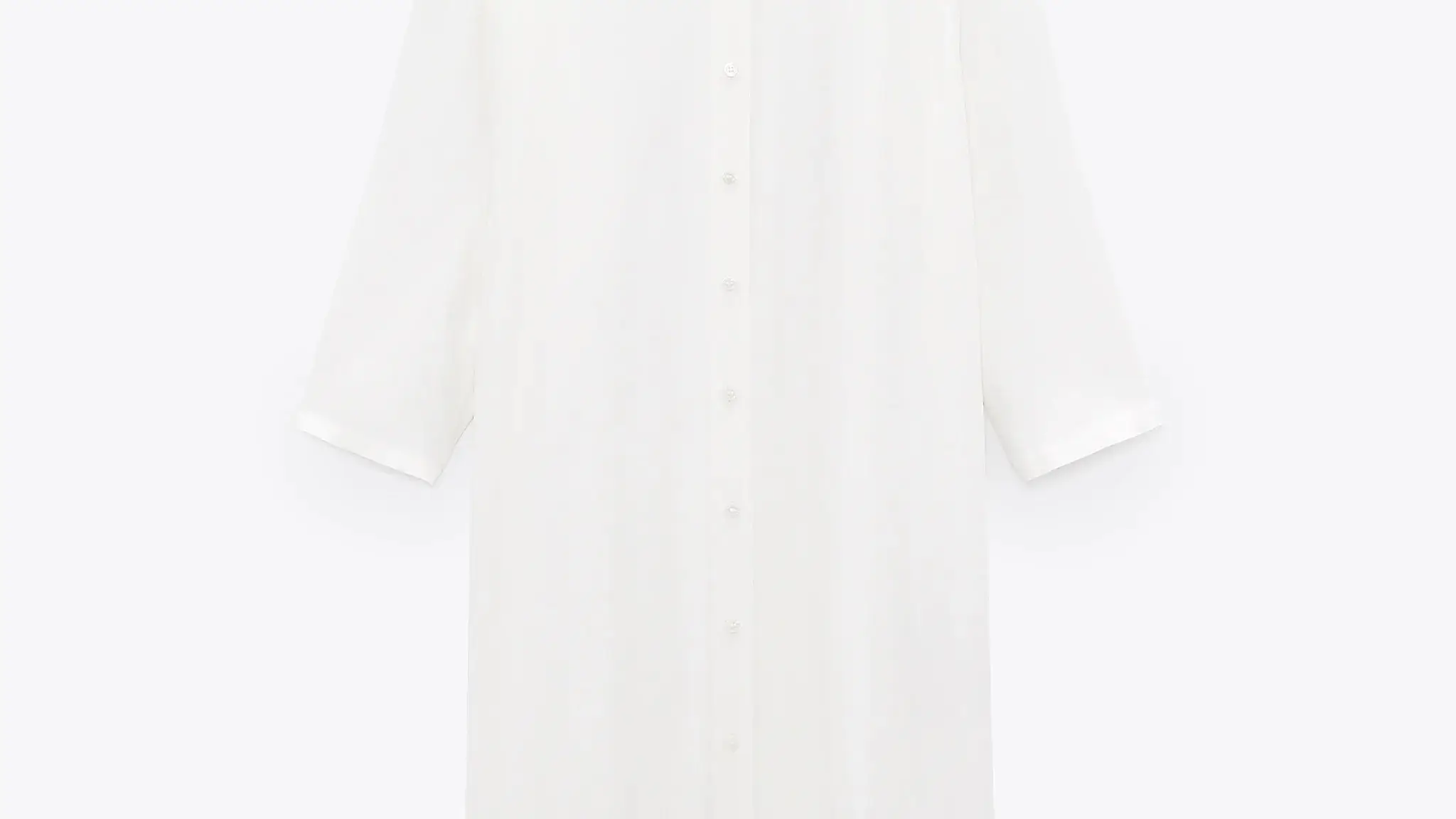 Vestido blanco camisero oversize de Zara