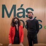 La coordinadora de Más País Andalucía, Esperanza Gómez, y el portavoz federal de Más País, Íñigo Errejón