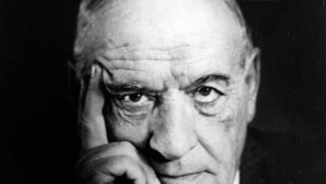 En 1915, teníamos a personajes ilustres como Ortega y Gasset que firmaban manifiestos