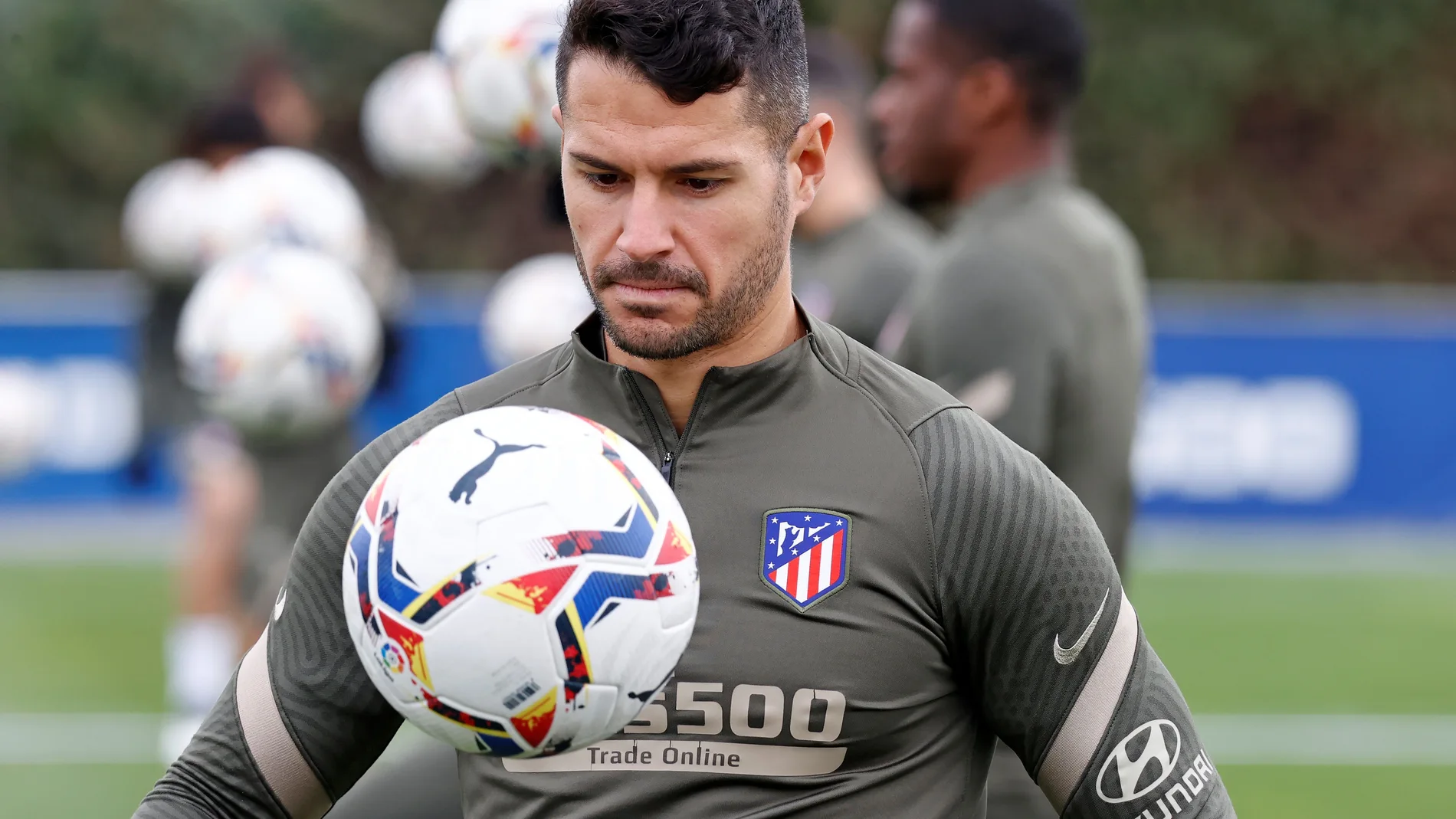Vitolo con el Atlético de Madrid.