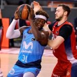 Ángel Delgado, ala-pívot de Movistar Estudiantes, en un partido contra el BAXI Manresa