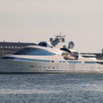 El impresionante yate pertenece al jeque Hamdan bin Zayed
