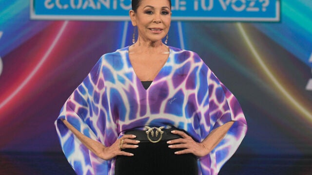 Isabel Pantoja posa durante la presentación del programa de televisión 'Top Star. ¿Cuánto vale tu voz?', en Madrid (España), a 29 de abril de 2021.TELEVISIÓN;TOP STAR;DANNA PAOLA;ISABEL PANTOJA;JESÚS VÁZQUEZ;RISTO MEJIDEJosé Oliva / Europa Press29/04/2021