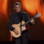 Alejandro Sanz, en los Grammy Latinos. (Photo by Chris Pizzello/Invision/AP, File)