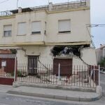 Casa destrozada por el terremoto