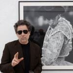 Andrés Calamaro en su exposición 'Devenir toro', en Madrid.