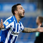 Joselu con el Alavés.