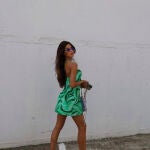 Violeta Mangri&ntilde;&aacute;n con vestido de Zara.