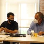 El conseller de Educación, Cultura y Deporte, Vicent Marzà, acompañado por el secretario autonómico Miguel Soler