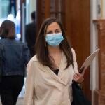 La ministra de Derechos Sociales y Agenda 2030, Ione Belarra, a su llegada a una sesión plenaria en el Congreso de los Diputados, a 20 de mayo de 2021