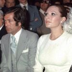 Boda de la cantante Rocío Jurado y el boxeador Pedro Carrasco en el Santuario de la Virgen de Regla, Chipiona, Cadiz