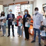 La presidenta del Colegio de Farmacéuticos de la Región de Murcia, Paula Payá y el consejero de Salud, Juan José Pedreño