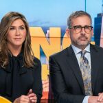 Jennifer Aniston, de actualidad por el regreso de "Friends", y Steve Carell protagonizan "The Morning Show"