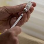 La B.1.617.2 preocupa porque es más contagiosa, más letal y es capaz de sortear parcialmente la inmunidad de las vacunas
