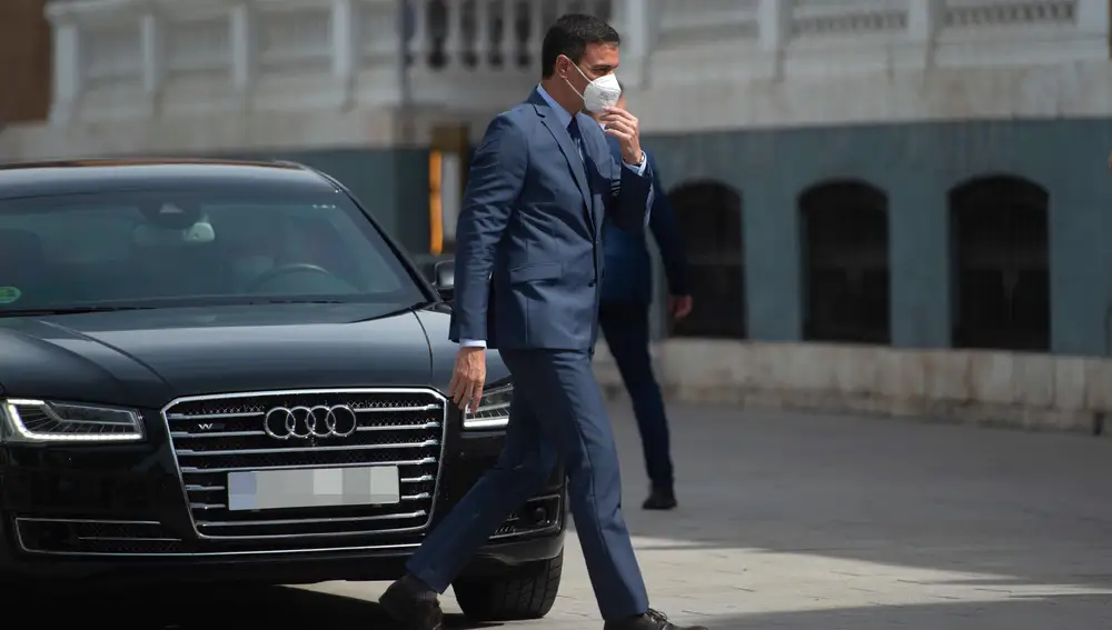 El presidente del Gobierno, Pedro Sánchez, a su llegada a la XIII Cumbre hispano-polaca, ayer en Alcalá de Henares (Madrid)