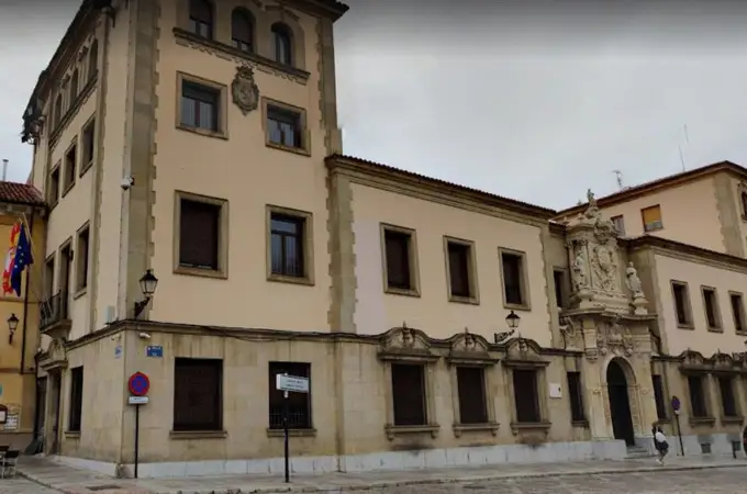Los tribunales absuelven a un hombre acusado de prostituir en Ponferrada a una mujer con discapacidad Los tribunales absuelven a un hombre acusado de prostituir en Ponferrada a una mujer con discapacidad