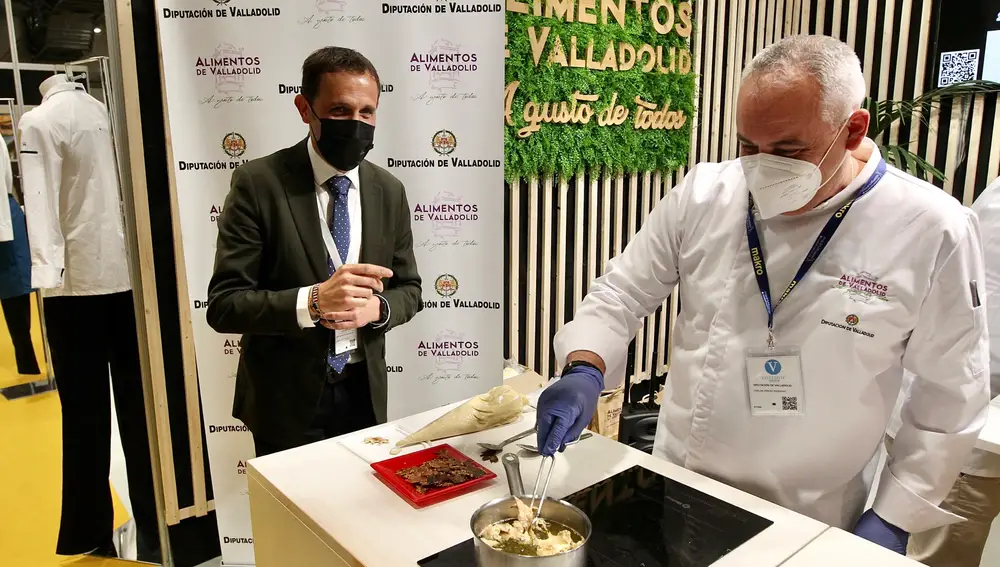 El presidente de la Diputación de Valladolid, Conrado Íscar, asiste al Congreso Gastronómico Madrid Fusión, para apoyar la marca "Alimentos de Valladolid", así como a los restaurantes que participan en la muestra
