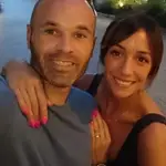 Andrés Iniesta y su mujer Anna Ortiz.
