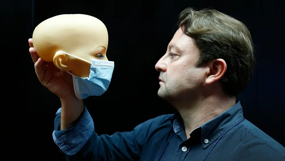 Javier Noverbal Estudio de la fisionomía . Rostro lenguaje no verbal rasgos. analizar cómo ha cambiado el rostro durante la pandemia con la mascarilla.